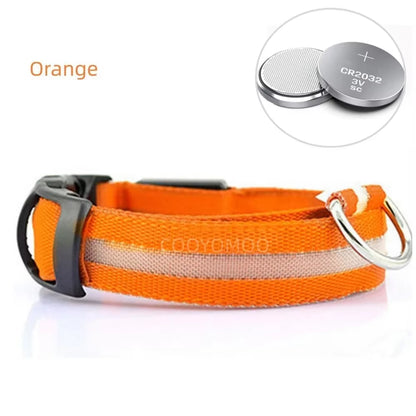 Dog Luminouscollar Anti-Lost Glowing LED Light Pet Collar Collar for Small Medium Large Dogs Collars Leads Safety Necklace